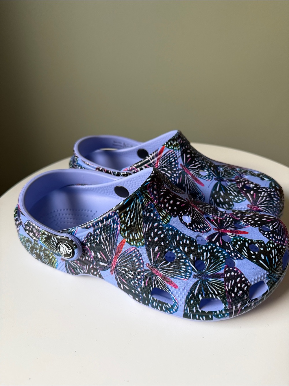 CROCS Lavender Butterfly Print Clogs - Picture 2 of 8